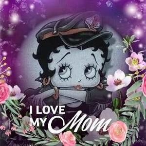 Meet your Posher, Desiree